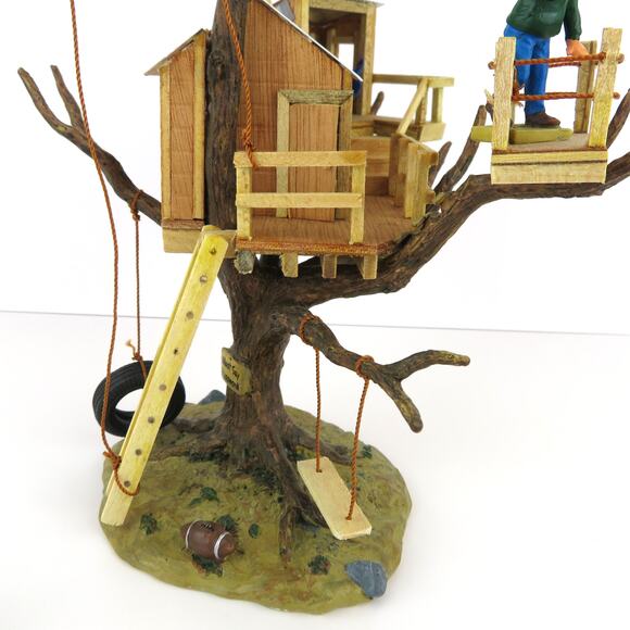 Lemax Steven’s Hideout Treehouse Village Collection w/ Kids Figures & Treehouse - Picture 15 of 16